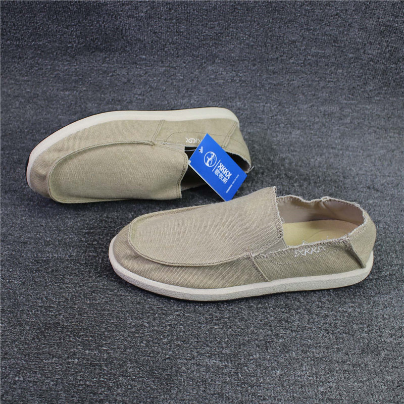 Foreign trade tail single broken code promotion men's fashion trend breathable canvas shoes non-slip casual shoes old Beijing cloth shoes