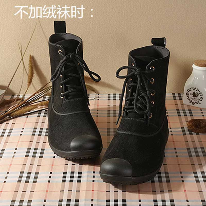 Giày đi mưa Martin chống trượt nhẹ Giày chống mưa nữ cộng với cotton mùa thu và mùa đông Phiên bản Hàn Quốc của giày đế xuồng trong giày cao su chống trượt - Rainshoes ủng đi mưa thời trang
