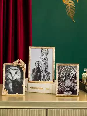 Harvest cottage retro European-style light luxury golden wedding photo frame set-up 6-inch 7-inch combination photo creative ornaments