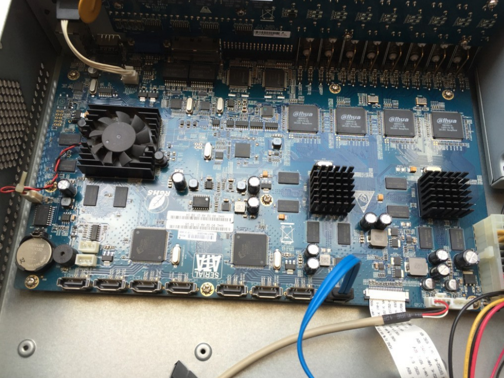 Dahua DH-HCVR5816S hard disk video recorder 16 way coaxial HD 16 way audio Shanghai spot