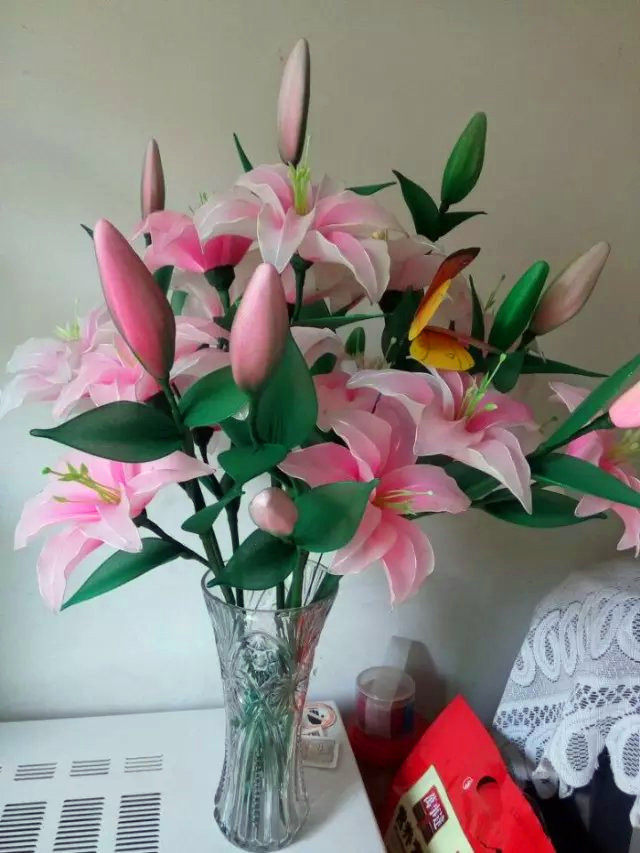 Fire mesh material silk socks and floral materials Perfume Lily package Teacher's Day gift manual DIY