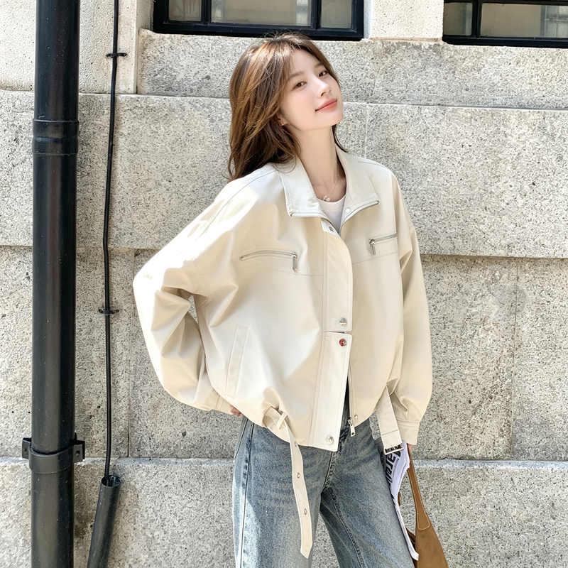 Korean-Style Off-White Short Workwear Jacket for Women, 2026 New Spring and Autumn Design, Petite Biker Jacket, Trendy