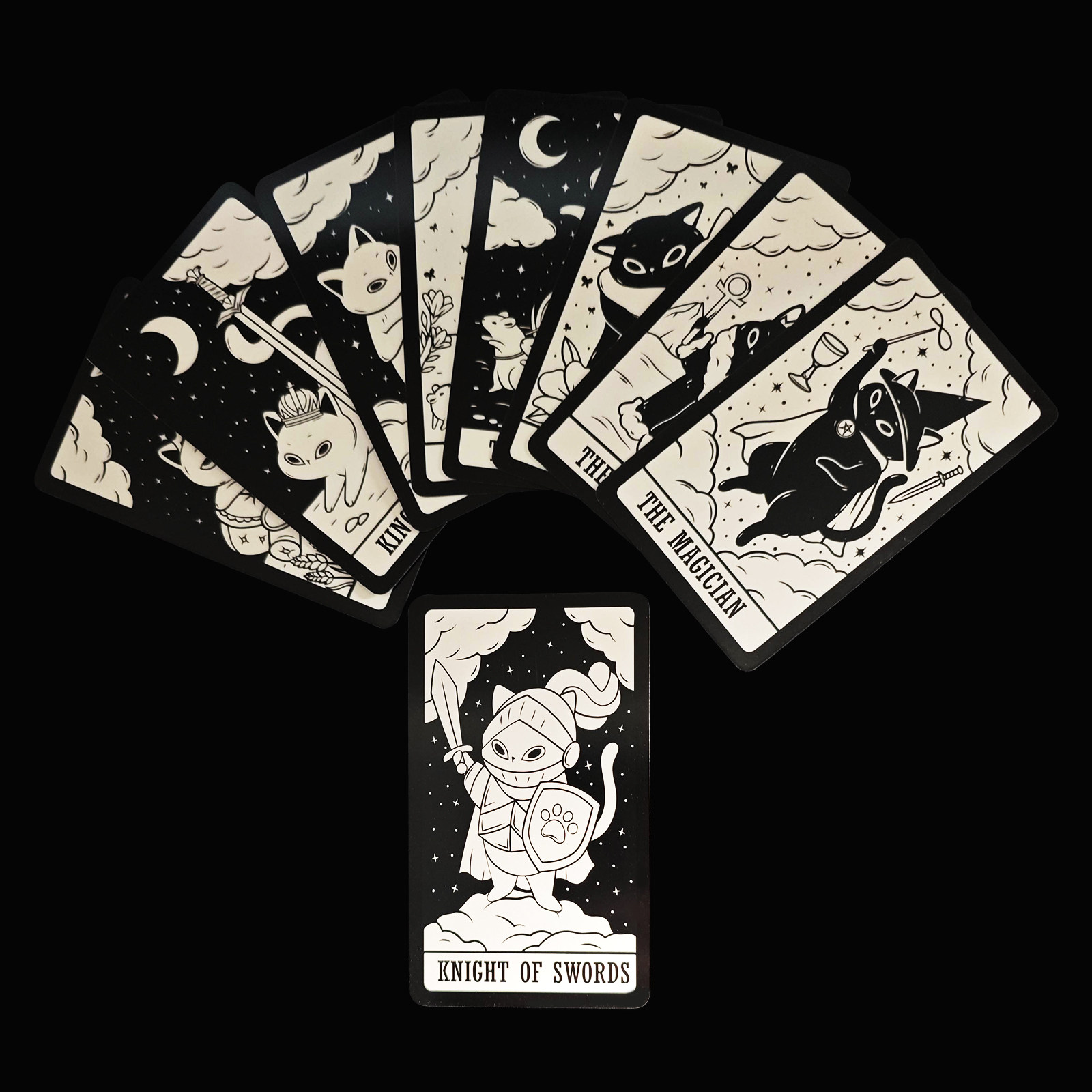 Small Cat Tarot Kitten Kitten kitten Wettervette system taluo's Rota card collapse roar-Taobao