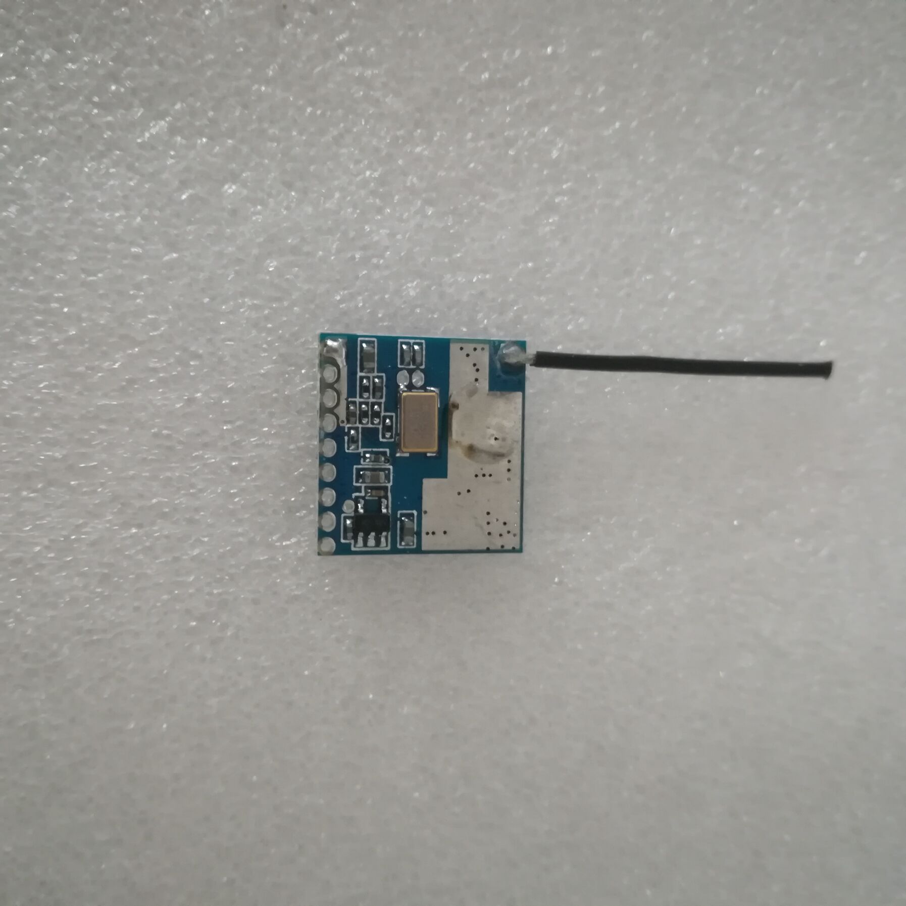 2 4g200mw performance of small volume transmission wireless audio and video transmission module PFV long distance aerial