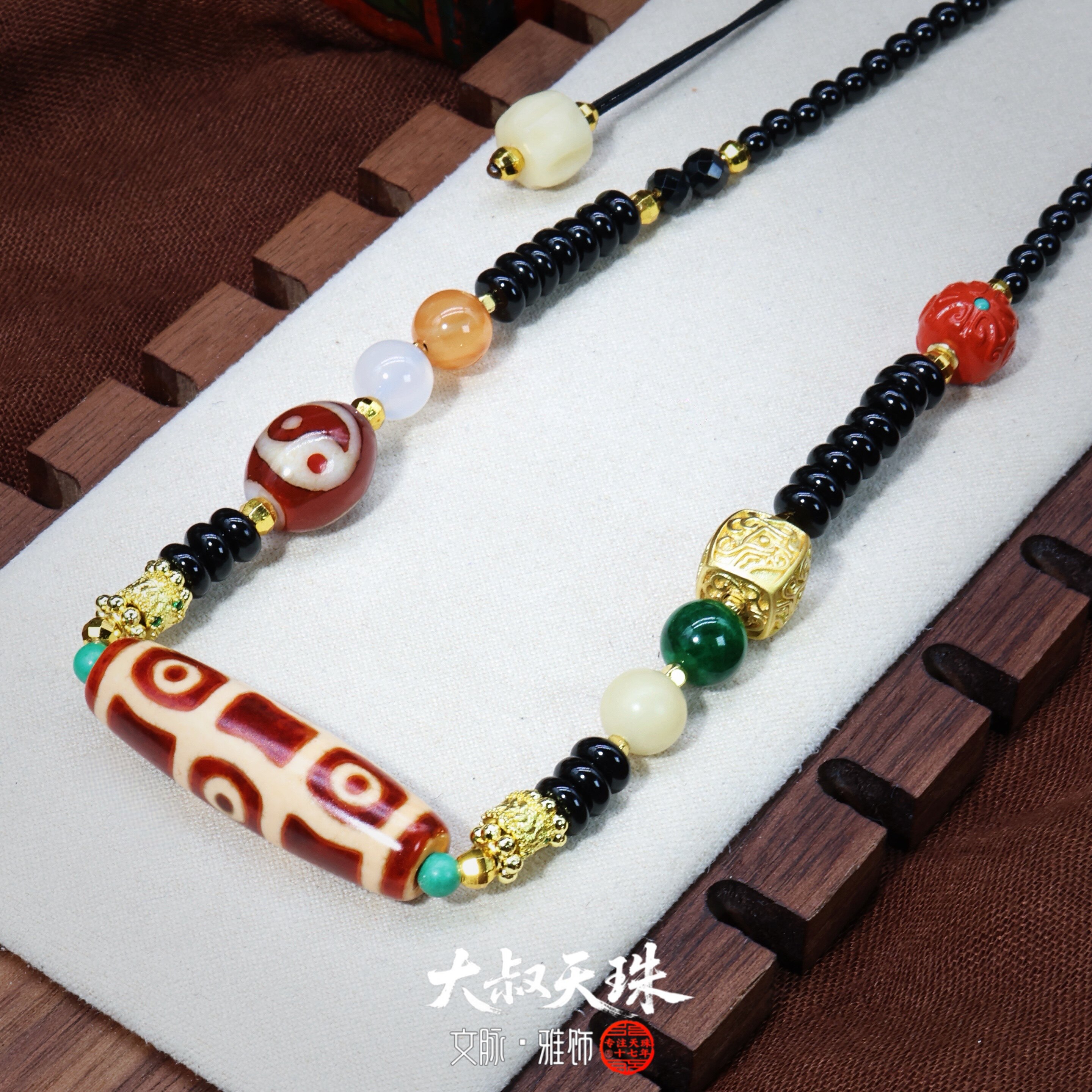 虎牙一两三六九眼玛瑙红肉天珠：藏传文化的神秘魅力，你值得拥有！-颈