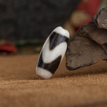 Tibetan natural pearl genuine jaldzu Tiger tooth old Pearl old material weathered pattern Tiger tooth celestial bead bucket bead DIY loose bead