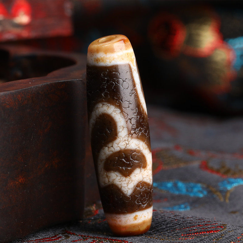 Tibetan genuine products Old materials to pure water Lotus Celestial Beads Necklace Pendant Lock Bones Chain Male And Female Situation Accessories Accessories