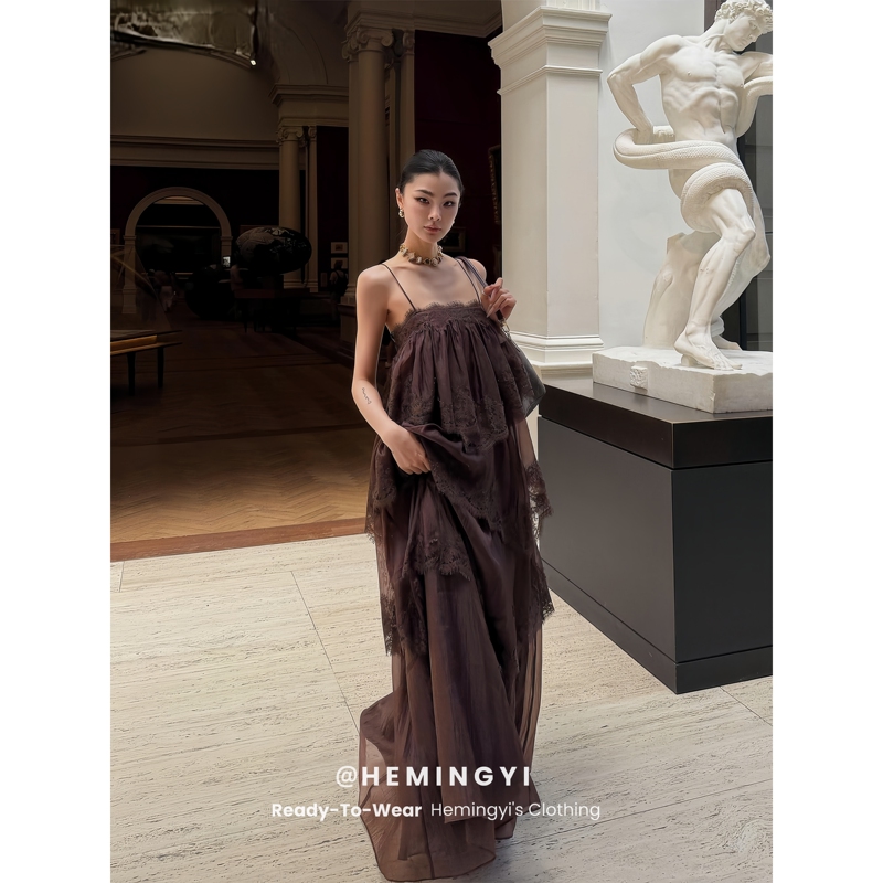 In Stock Hemingyi Romantic Wilderness Romantic Vacation Style Lace Camisole Dress with Ruffles and Backless Fairy Long Dress In Stock Hemingyi Romantic Wilderness Romantic Vacation Style Lace Camisole Dress with Ruffles and Backless Fairy Long Dress