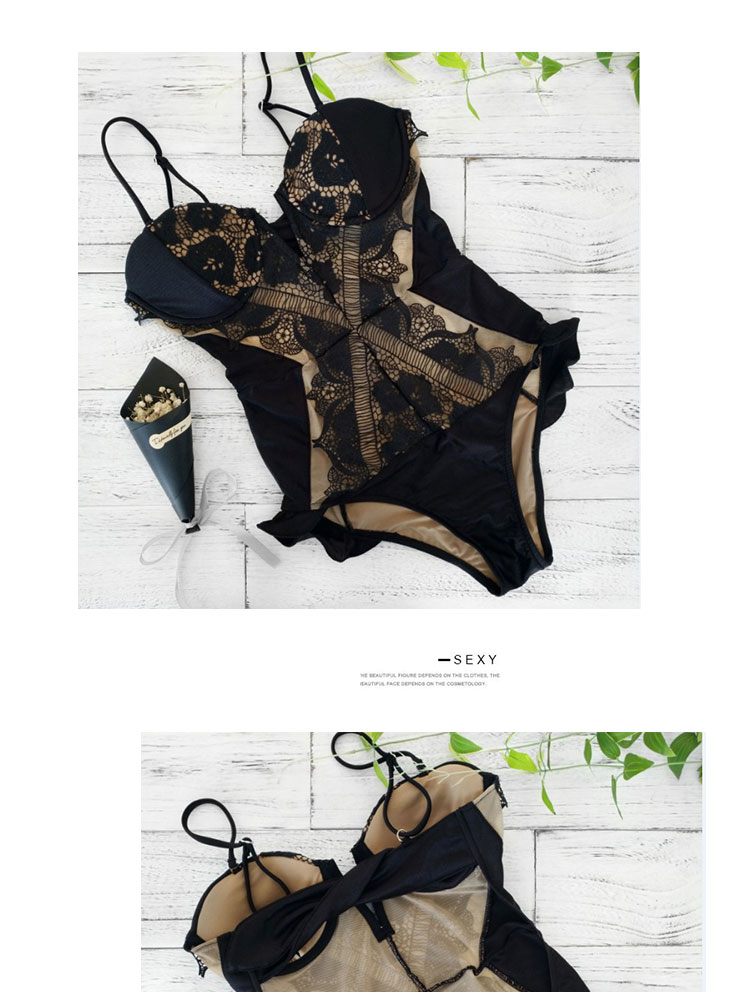 Sexy Châu Âu và Hoa Kỳ ren một mảnh bikini đen nối tam giác thép hỗ trợ áo tắm rỗng nữ kỳ nghỉ xuân nóng Bikini Quyến Rũ Gợi Cảm 