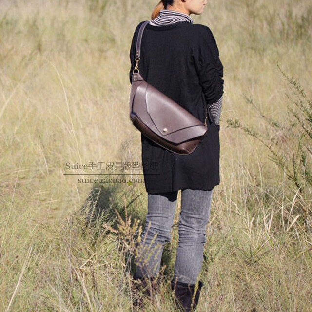 Handmade Leather Drawings DIY Men's Waist Bag Chest Bag Drawings Version Casual Backpack Leather Goods Pattern Bf99