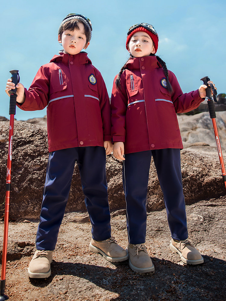 Red junior high school and high school students' school uniforms, jackets, down liners, three-piece sets, kindergarten uniforms, elementary school students' class uniforms