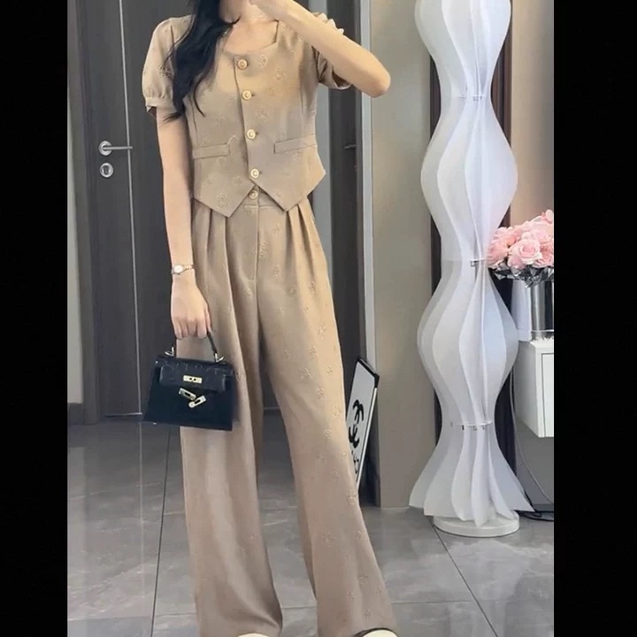 5.14 Huanhuan【Limited Purchase】6010 Fashionable Top Set H608