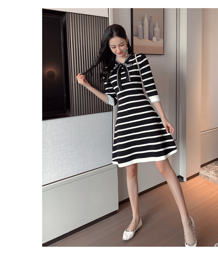 VK旗艦店 韓國小香風收腰顯瘦條紋針織長袖洋裝
