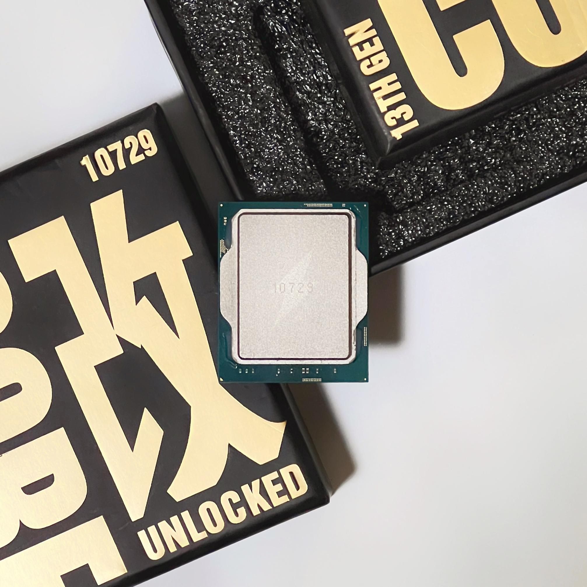 龙*芯様 ジャンク 魔改13850hx 闪电13代魔改CPU i9-13950HX i7-13850HX 1700LGA接口Q1LP Q1LQ