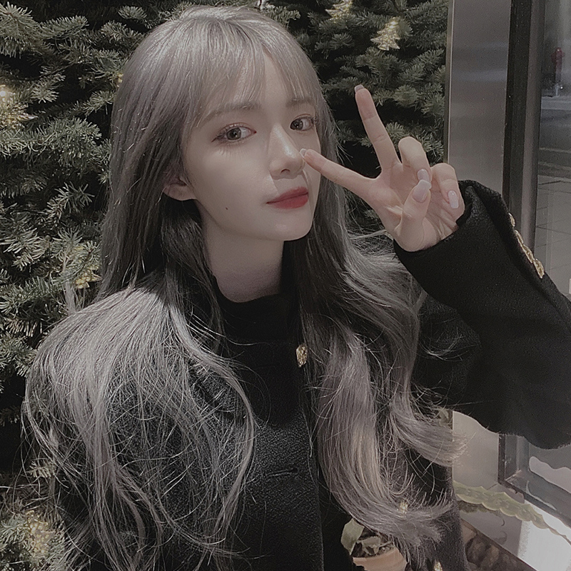 lisa with the same wig lady smoke grey long curly hair large wave net red grandma grey wood linen full headgear style