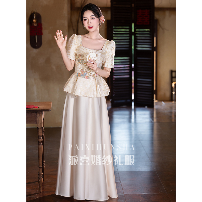 Champagne-Colored Chinese-Style Plus-Size Wedding Dress for the Bride, 2026 New Summer Engagement Dress, Short-Sleeved Homecoming Dress Champagne-Colored Chinese-Style Plus-Size Wedding Dress for the Bride, 2026 New Summer Engagement Dress, Short-Sleeved Homecoming Dress