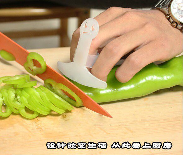 Home Kitchen Good Helper anti-cut hand cut Vegetable Armguard Safety Protection Finger Creative Guard 1 Yuan 2