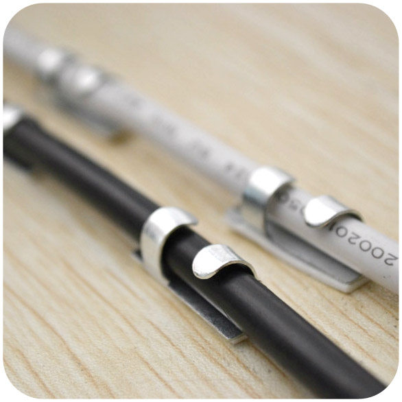 Japan metal transparent regulation wire adhesive type fixed entrainment rubber mesh route routing finishing line winder clip