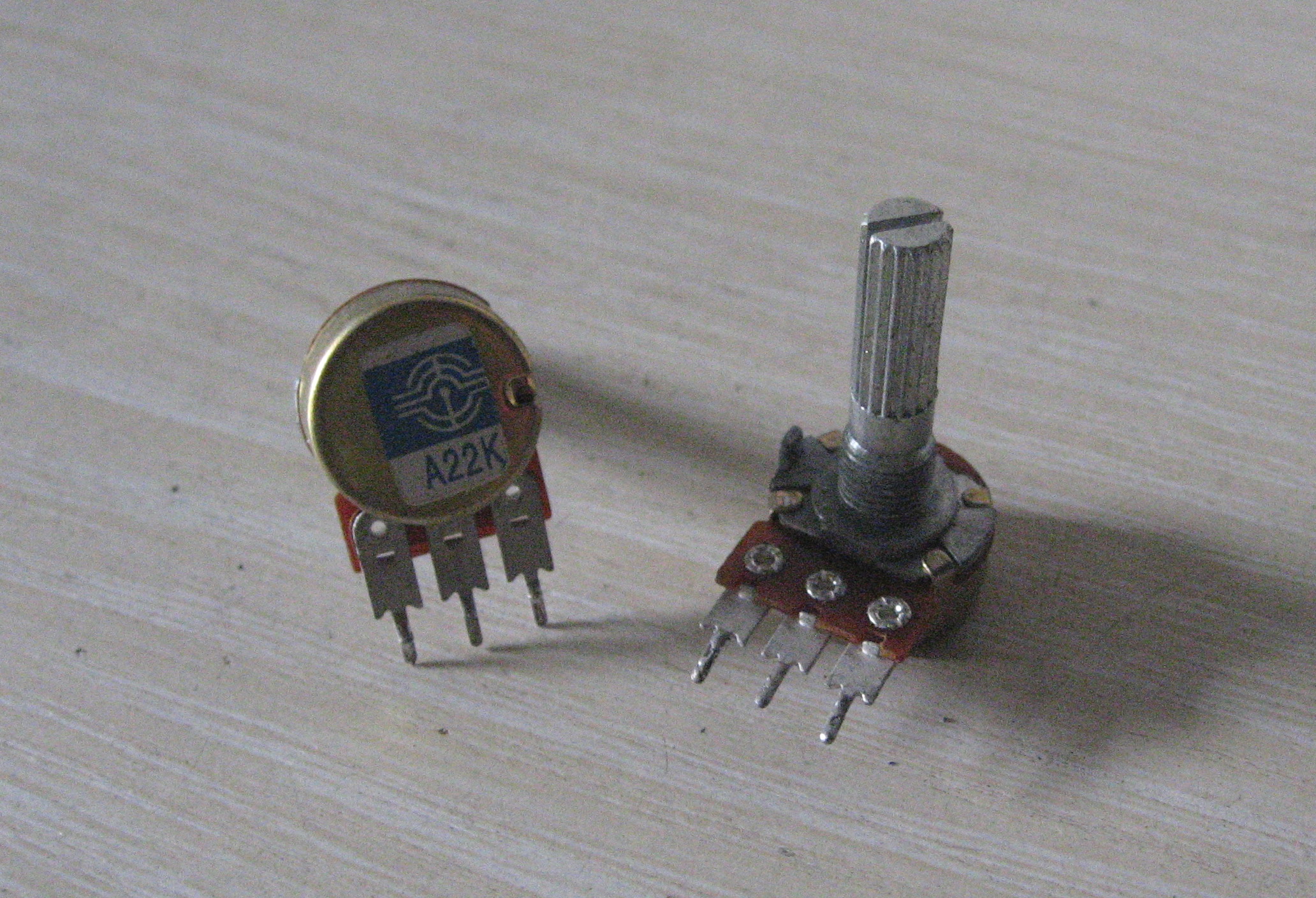 Single-link electric potentiometer A22k flower handle 3-foot potentiometer handle long 15mm objects to shoot parts warehouse recommended-Taobao
