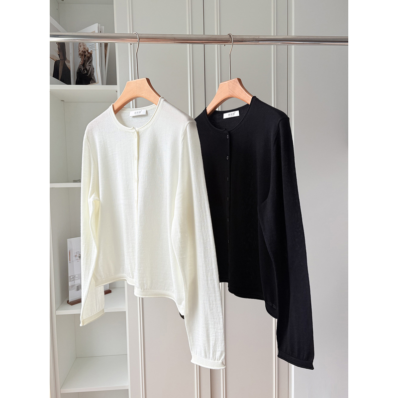 Li Jiaming | New Australian Fine-Spun Merino Wool Round-Neck Small Rolled-Edge Knit Cardigan for Spring and Autumn Versatile Top Jacket. Li Jiaming | New Australian Fine-Spun Merino Wool Round-Neck Small Rolled-Edge Knit Cardigan for Spring and Autumn Versatile Top Jacket.