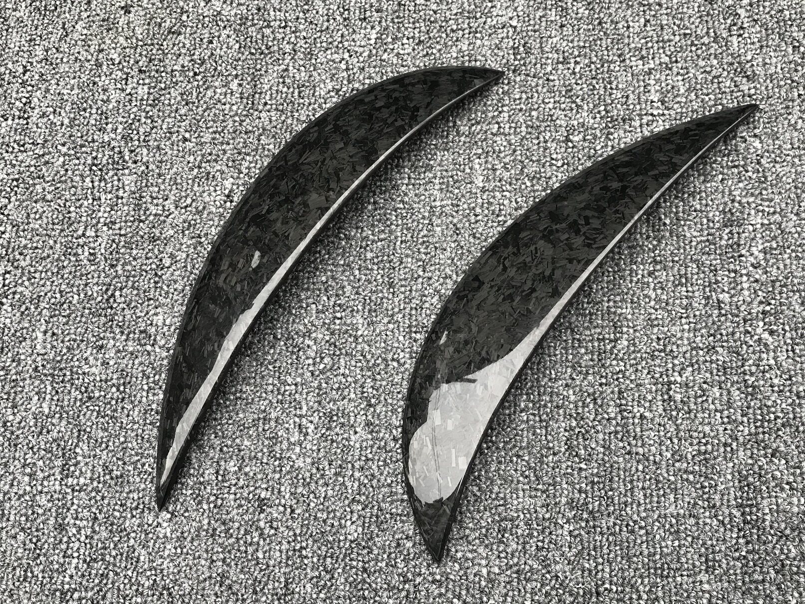 Suitable for Volkswagen Beetle retrofit carbon fiber lamps eyebrow beetle yellow red blue silver carbon fiber 06-11-Taobao