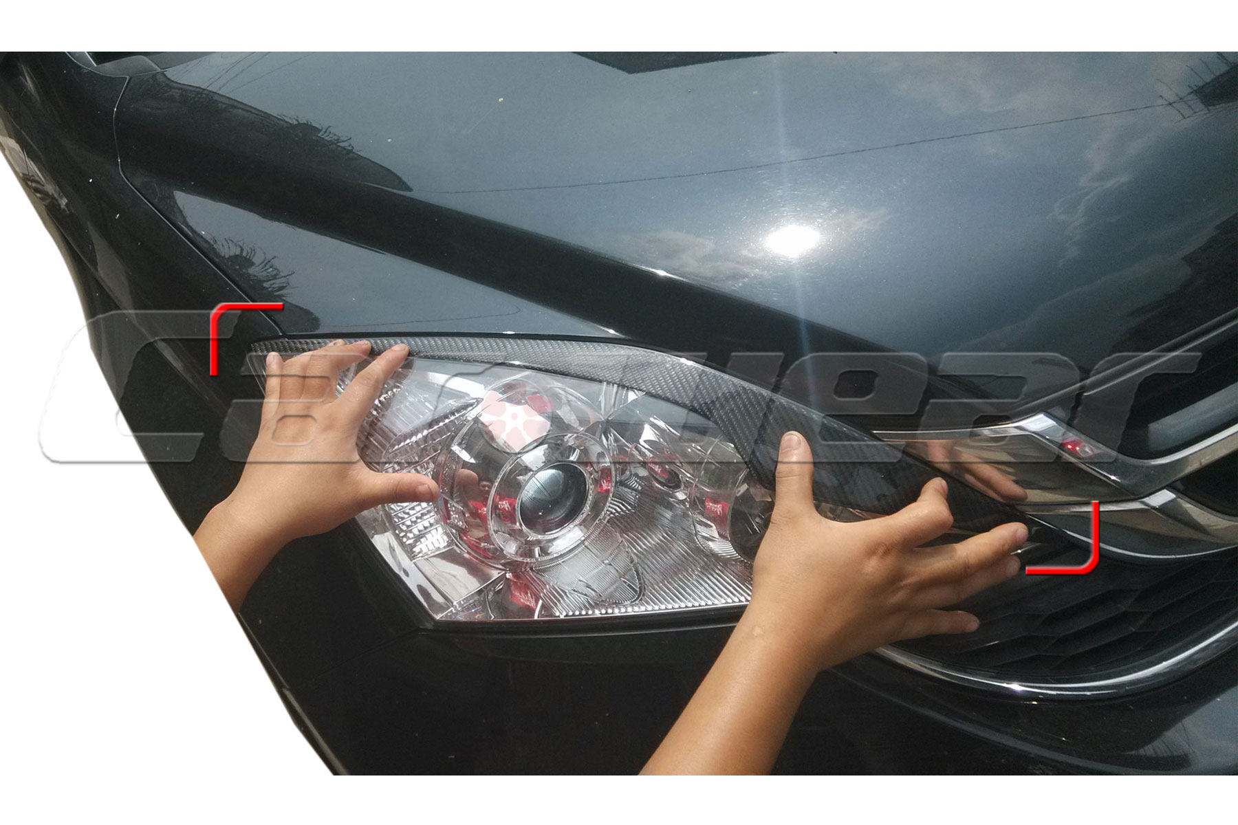 Suitable for Honda CRV Carbon fiber retrofit Lamp eyebrow 1 pair of CR-V Living room Lights with CRV Lights