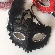 Halloween Mask Vampire Mask Feather mask Lace feather mask that can be worn by adults and children