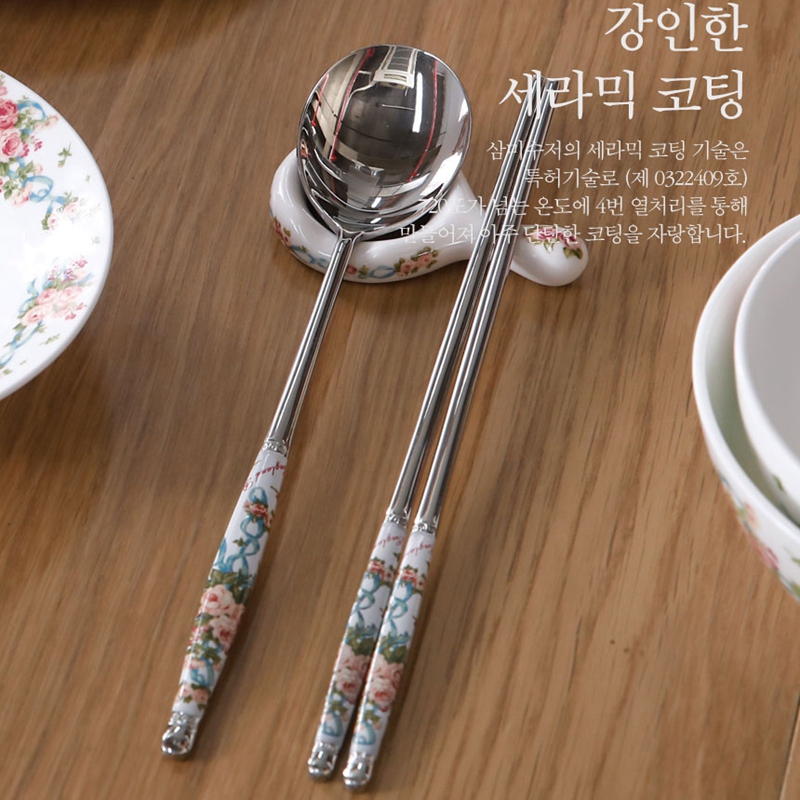 Korean Imported Smf English-Style Rose Bouquet 18-10 Stainless Steel Spoon High-End Tableware Set Solid Flat Chopsticks Korean Imported Smf English-Style Rose Bouquet 18-10 Stainless Steel Spoon High-End Tableware Set Solid Flat Chopsticks
