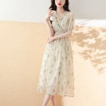 MONKOLCINLY2024 Summer Tea Break French Platycodon Fragmented Flower Dress New Chiffon V-Neck Waist Collection Luxury