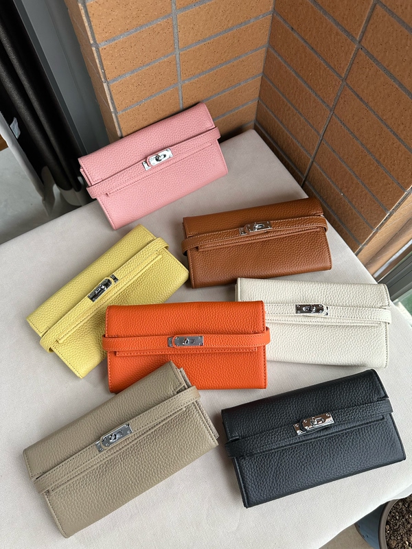 Amazon Order! First-Layer Cowhide Women's Long Wallet Kelly Lock Genuine Leather Wallet Fashionable Clutch Bag Amazon Order! First-Layer Cowhide Women's Long Wallet Kelly Lock Genuine Leather Wallet Fashionable Clutch Bag