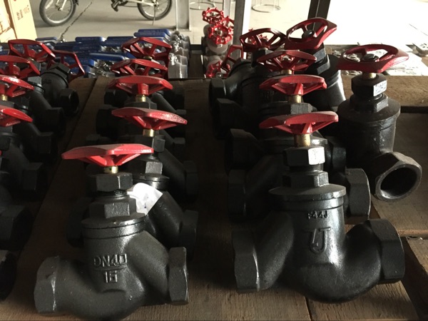 Bamboo-gun heating switch valve copper core cast iron wire buckle stop valve DN15 20 25 40 4 points 6 points 1 inch