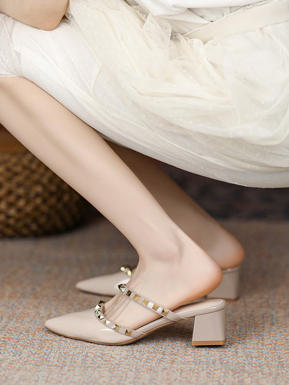 Muller High Heels, spitzer Zehenbereich, dicker Absatz, Zehen-Zehen-Schlepp, mittlerer Absatz, nackte Nieten, Rock, Halbpantoffeln für Damen