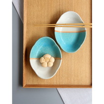 Spot Japanese imported pottery writer タ シ handmade rough pottery blue glaze crabapple flower-shaped small dish