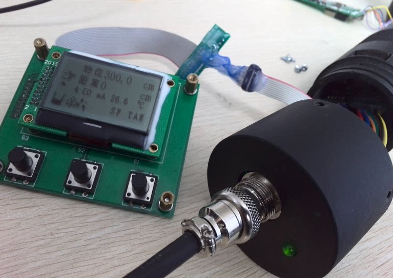 Ultrasound range sensor rangemester small volume 4 - 20 MA or RS 485 output