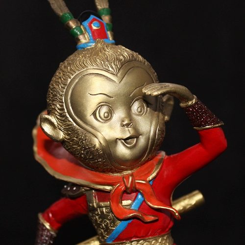 Sun Wukong борется за победу над буддийским украшением