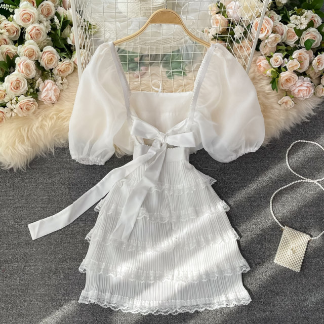 Gentle wind first love skirt 2021 summer new French beach seaside holiday white square collar cake dress