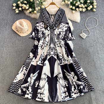 French-Style Vintage Satin Printed V-Neck Flared Sleeve Dress for Women, Spring and Autumn, Loose Fit, Tummy-Concealing, Slimming, Long Skirt