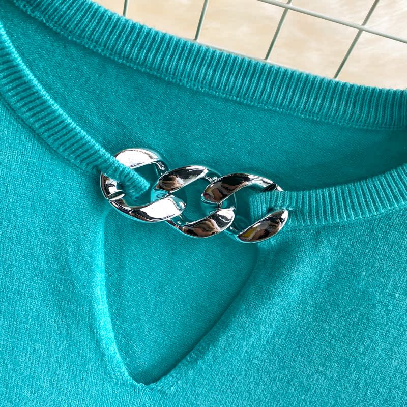 2021 autumn and winter Korean version new design sense chain slim knit sweater foreign style short long sleeve top