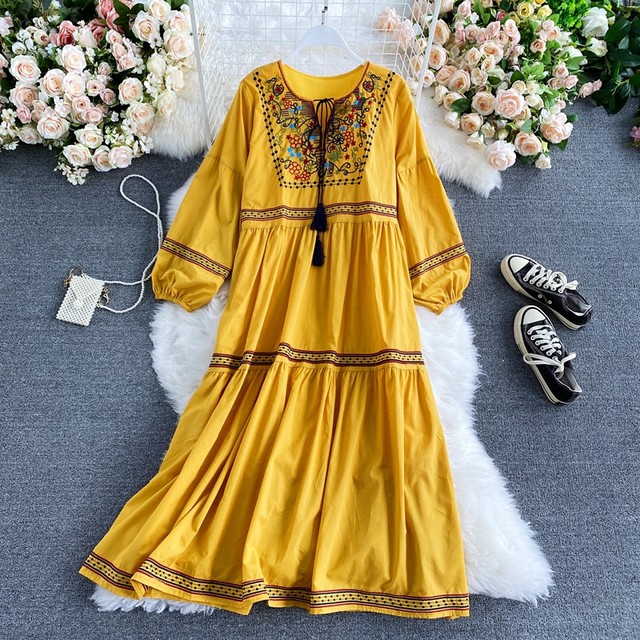 Travel photography vacation retro ethnic style embroidery V-neck tassel tie with large swing dress long-sleeved fashion temperament long skirt