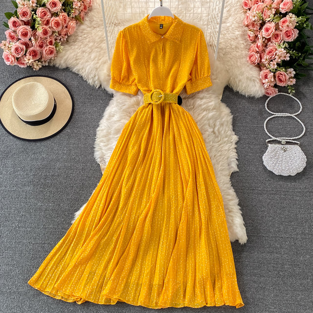 2021 summer French retro lapel pleated dress with straps waist puff sleeves slim and slim long skirt