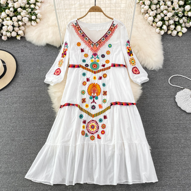 Bohemian ethnic style embroidery V-neck loose cotton and linen a-line big swing dress seaside holiday big swing long skirt