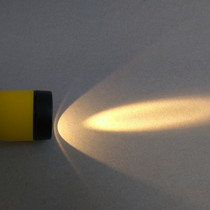 Special offer Old-fashioned household installation 2 No 5 batteries Yellow LED light Classic energy-saving flashlight