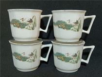 Nostalgic for the early Cultural Revolution in the 1970s Zibo produced 4 Songhe Yannian Baleng teacups and eight-edge water cups.