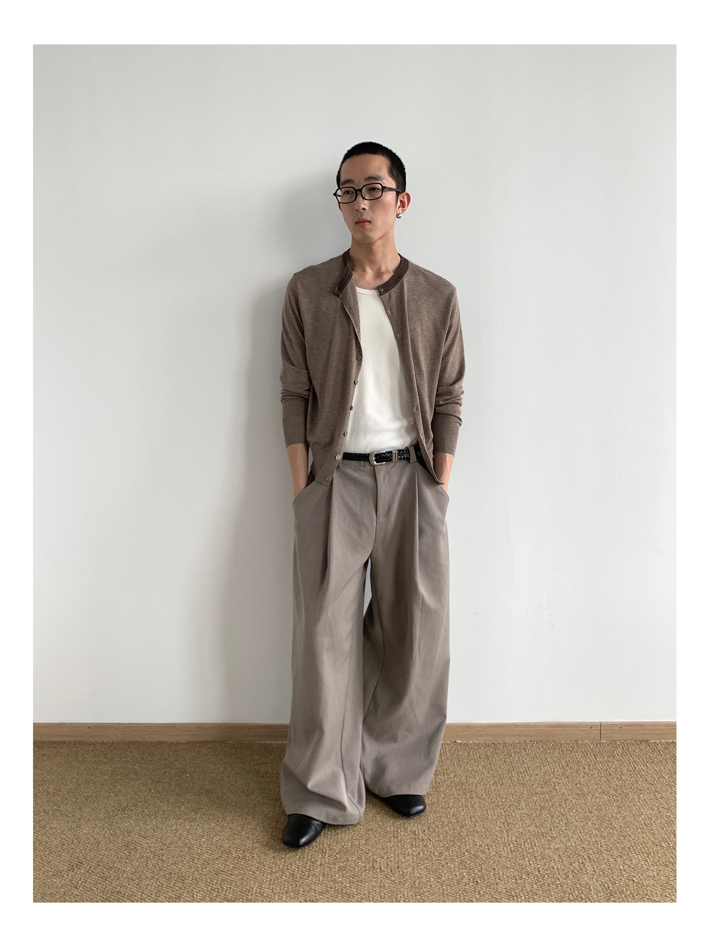 MION Contrast Colour Cropped Knit Cardigan