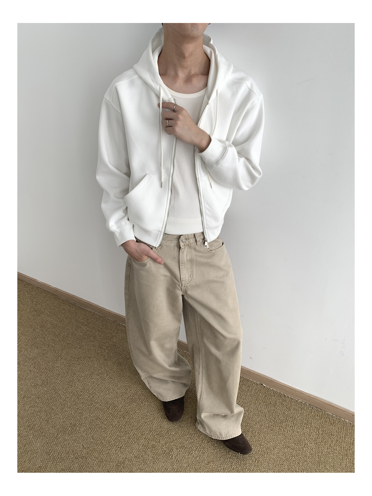 MION Cropped 435g Zip-Up Hoodie
