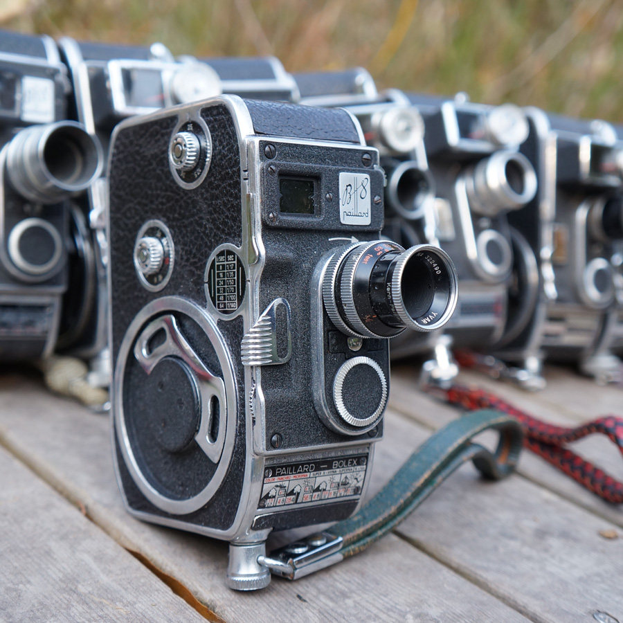 g rare low-priced Swiss bolex b8 C8 D8 8mm movie camera a lens with a hand strap 