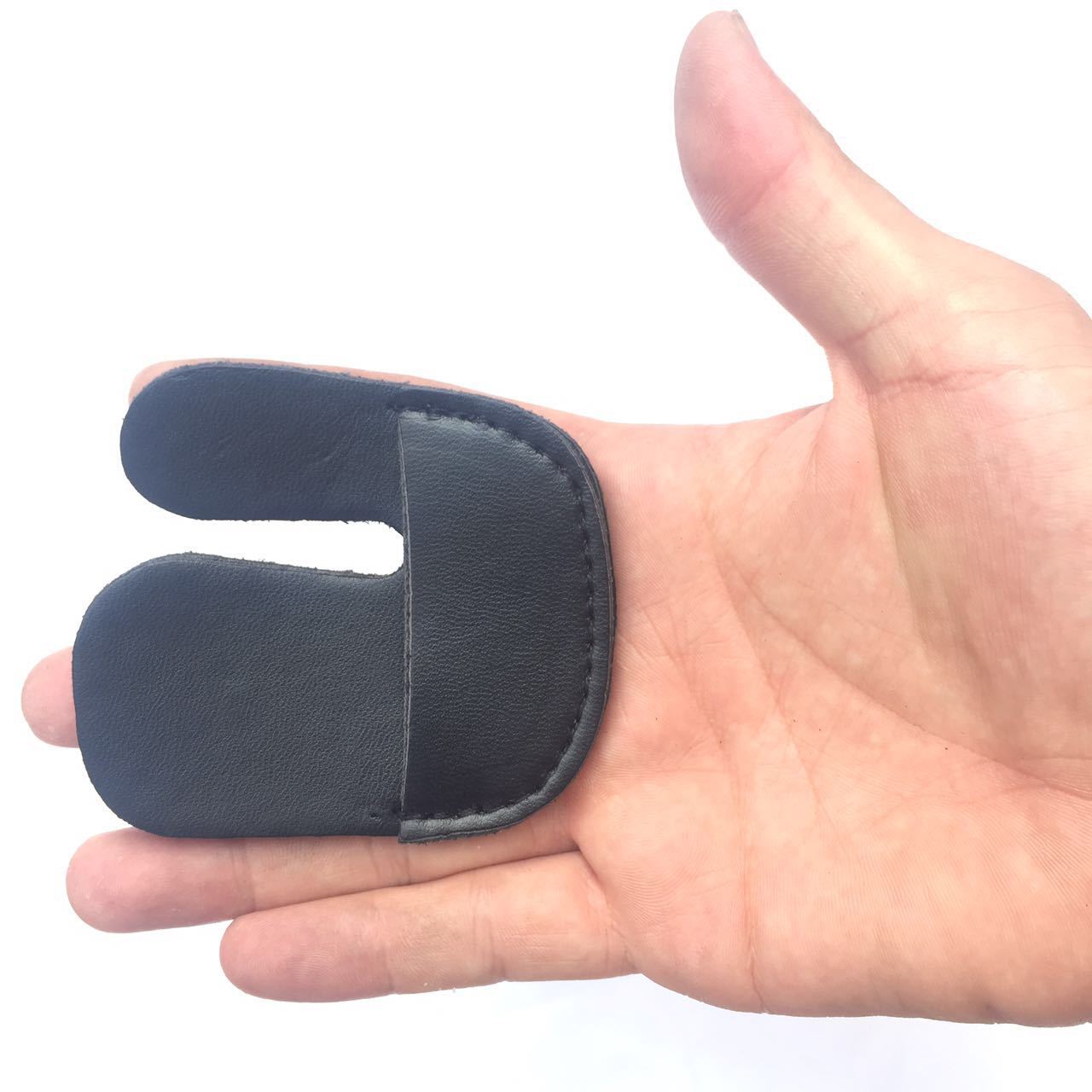 Cung và phụ kiện mũi tên Thiết bị bảo vệ Ngón tay hai lớp màu đen phục hồi cung bắn cung bắn cung thiết bị thi đấu - Thể thao ngoài trời / Casual / Triditional Đồ chơi ngựa bập bênh cho bé
