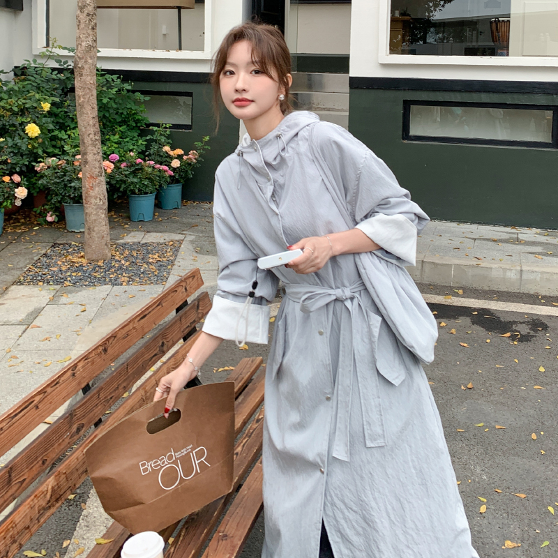Light-Colored Long Hooded Trench Coat for Women 2026 New Style Loose High-End Sun Protection Korean-Style Waist-Cinching Thin Coat