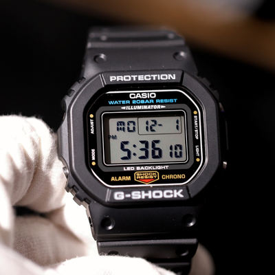 The new Casio men's classic small square G-SHOCK sports electronic watch DW-5600UE-1