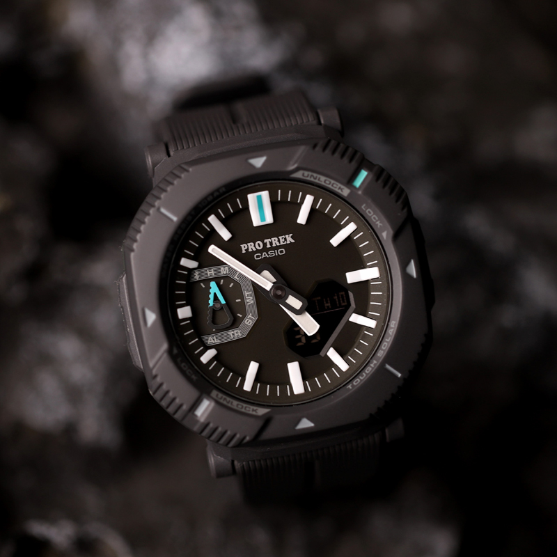 New Casio Watch for Men Protrek Outdoor Mountaineering Sports Solar-Powered Bluetooth Waterproof Prj-B001-1